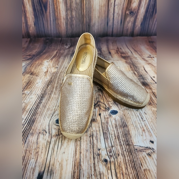 MICHAEL Michael Kors Women's Hastings Espadrille Slip-On Gold - Picture 2 of 10